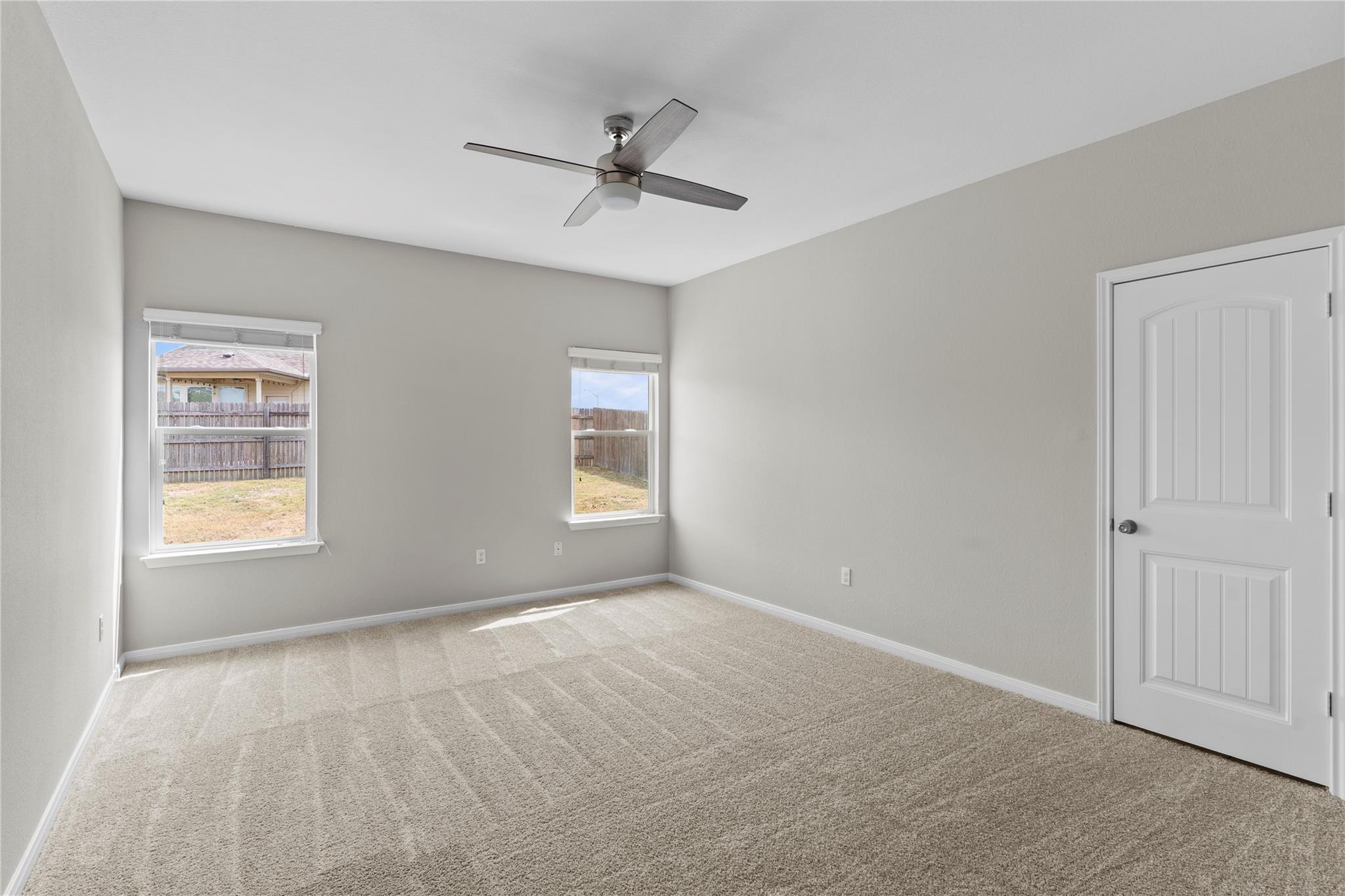 314 Dusky Thrush Dr Property Photo 14