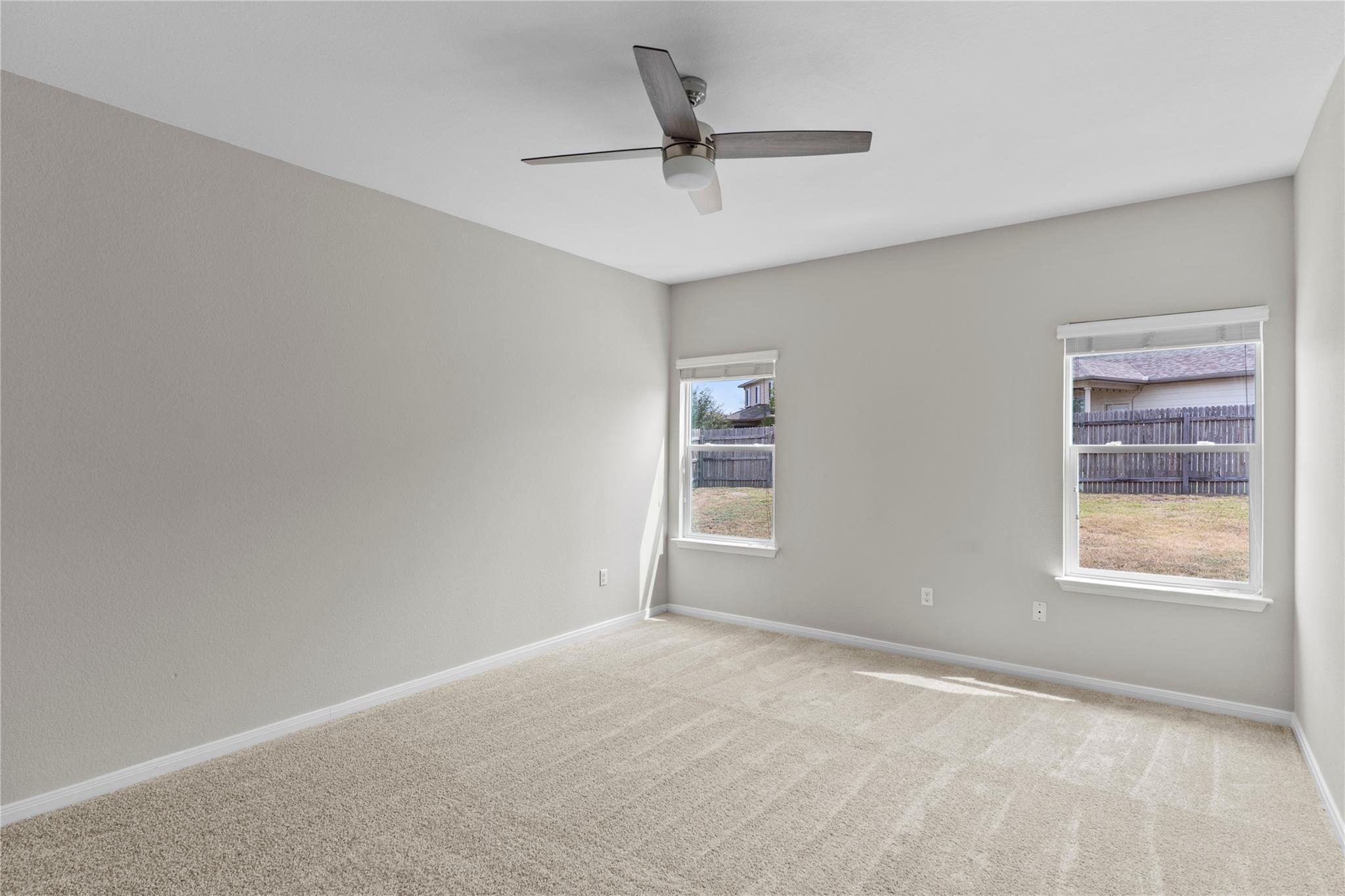 314 Dusky Thrush Dr Property Photo 15