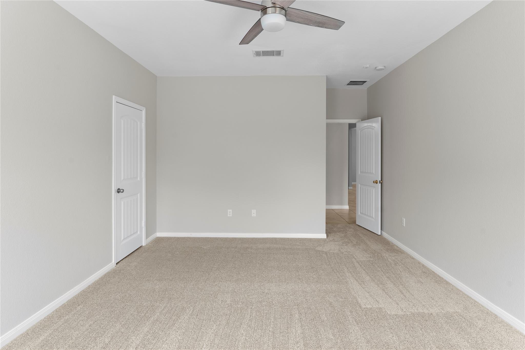 314 Dusky Thrush Dr Property Photo 16