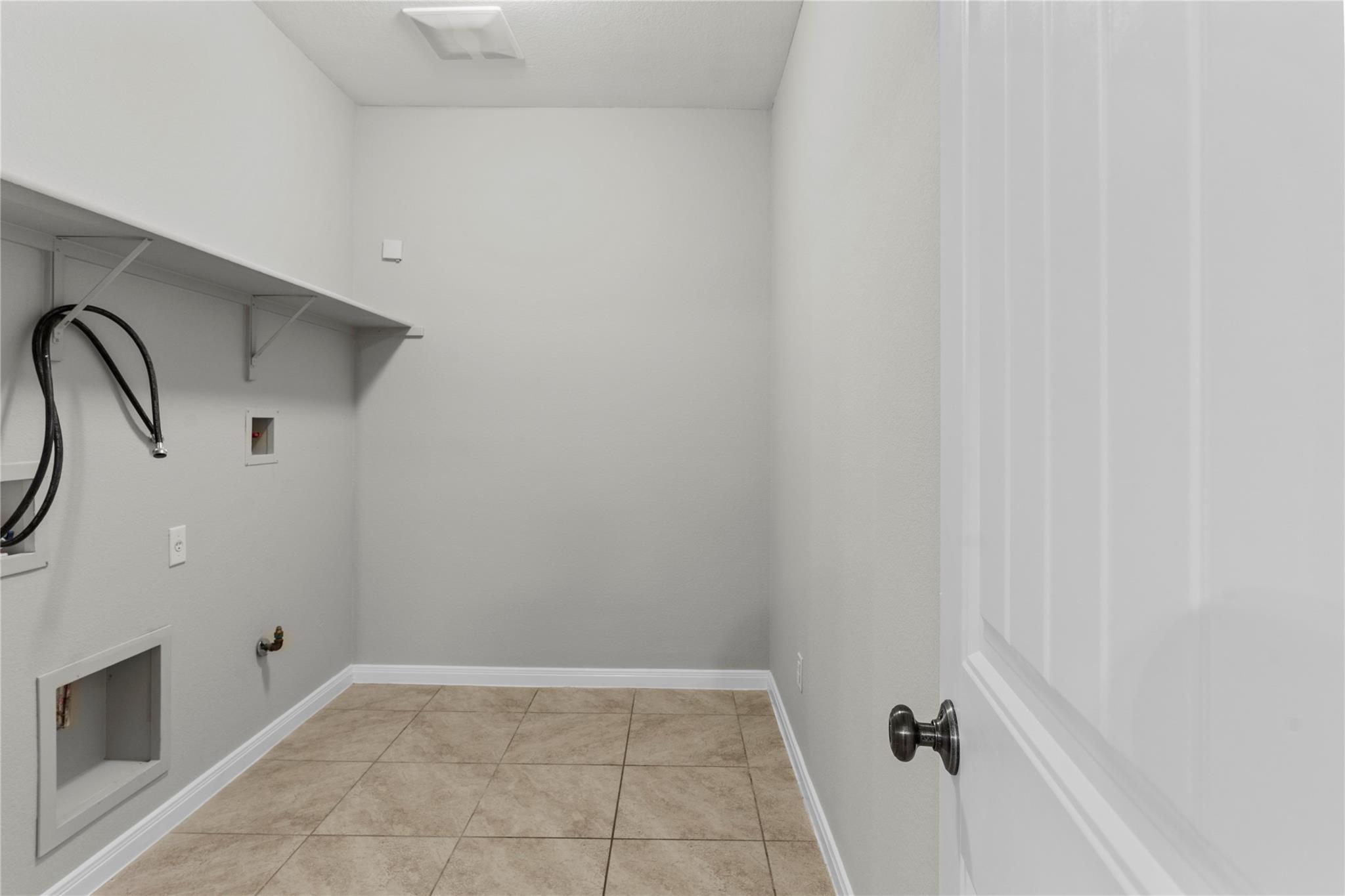 314 Dusky Thrush Dr Property Photo 22