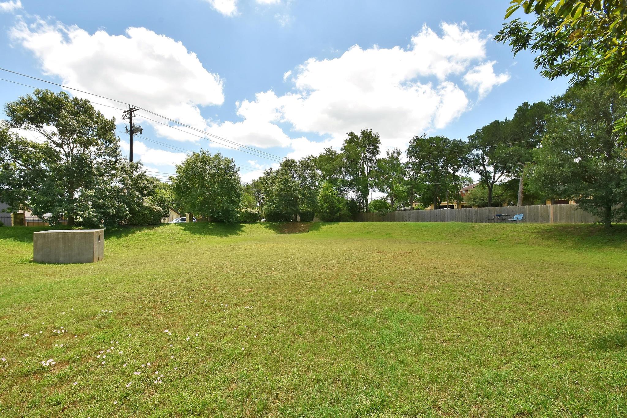 6704 Menchaca Rd #31 Property Photo 27