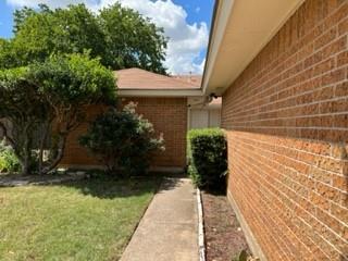 806 Country Aire Dr A Property Photo