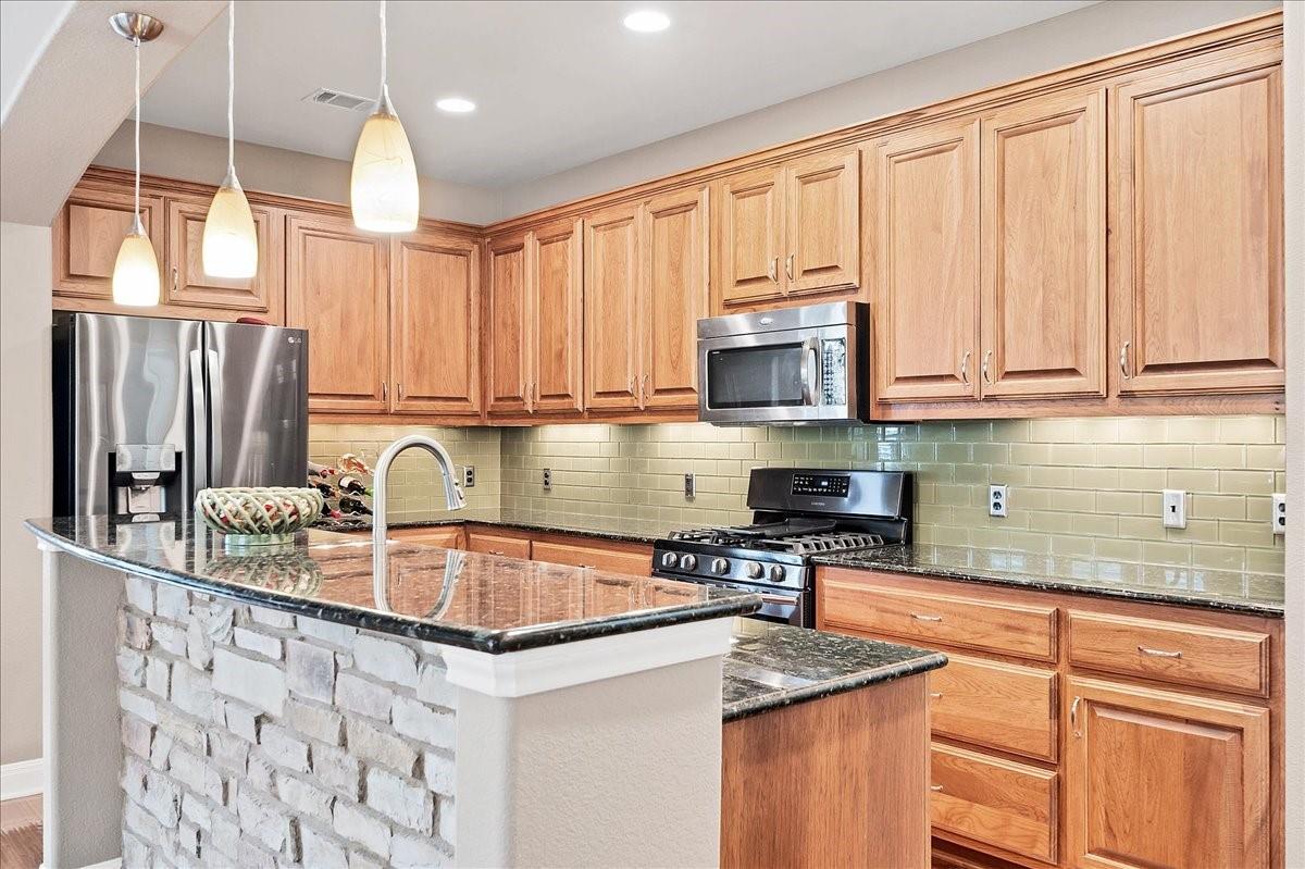 4332 Teravista Club Dr 18 Property Photo 8