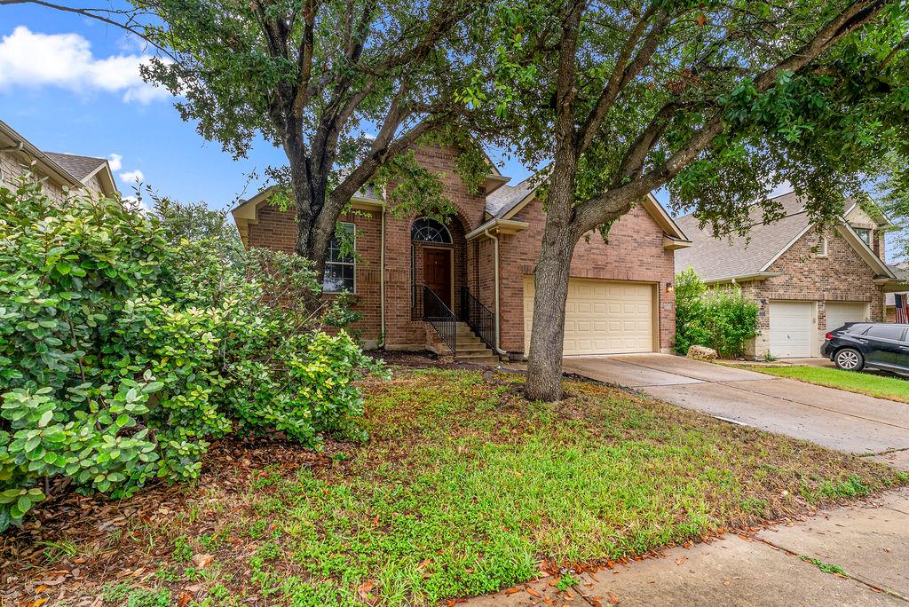2217 Westfalian Trl Property Photo 1