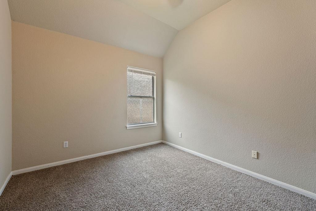 2217 Westfalian Trl Property Photo 10