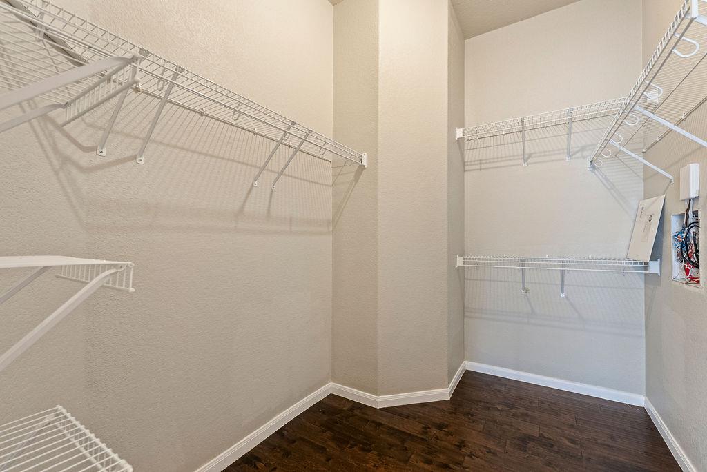 2217 Westfalian Trl Property Photo 17