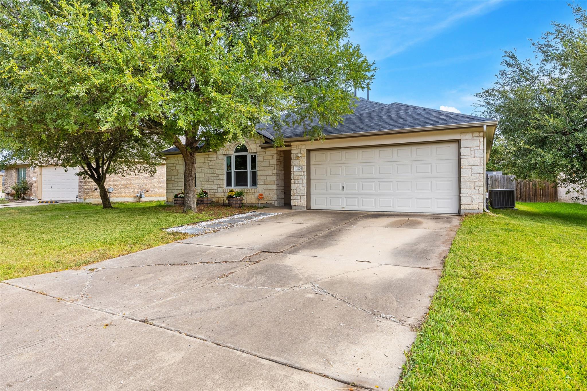11204 Silo Valley Dr Property Photo 25