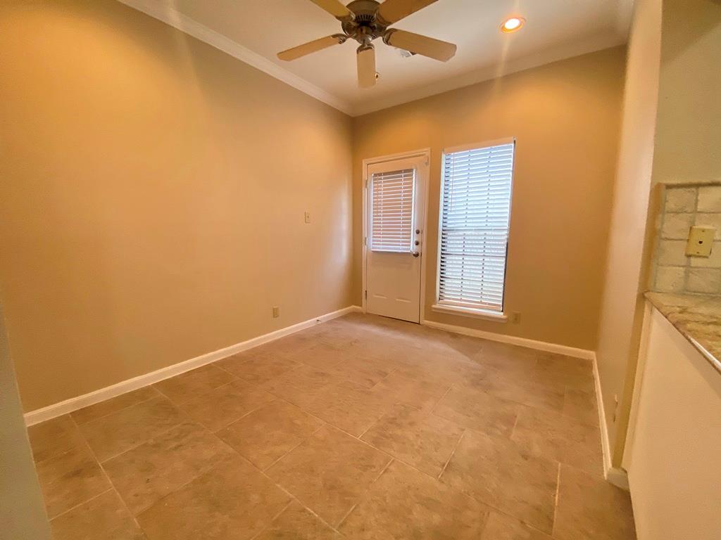 1307 Kinney Ave #161 Property Photo 10