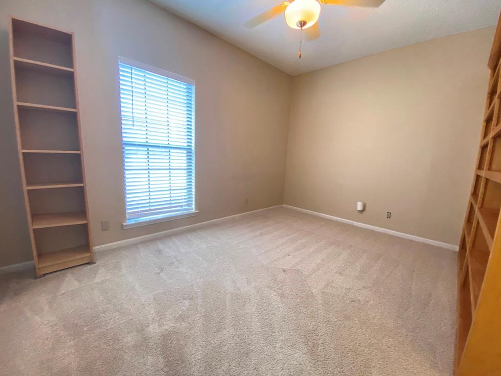 1307 Kinney Ave #161 Property Photo 14