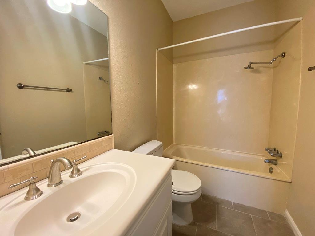1307 Kinney Ave #161 Property Photo 16