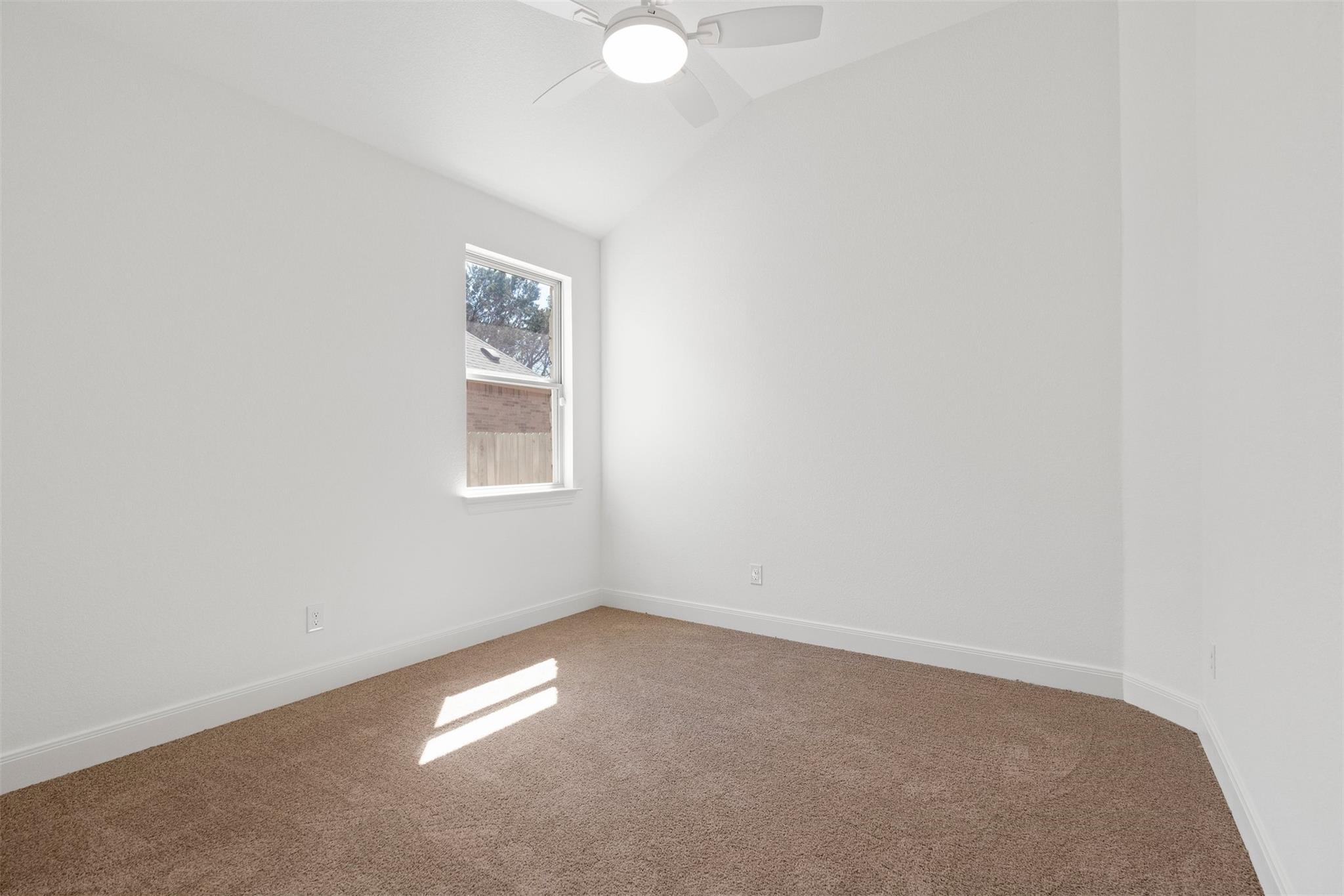 129 Du Bois Ln Property Photo 19