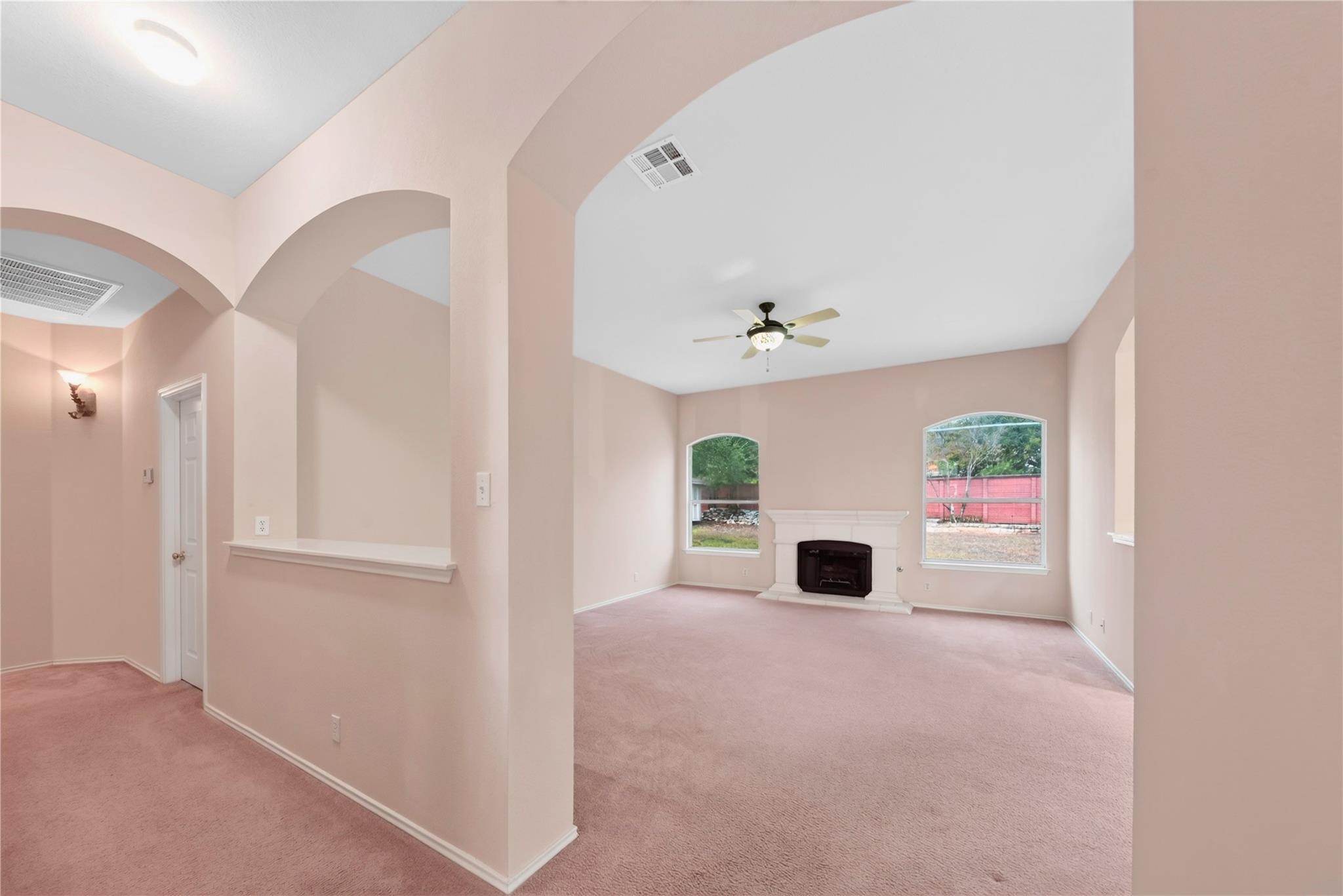 8700 Neider Dr Property Photo 4