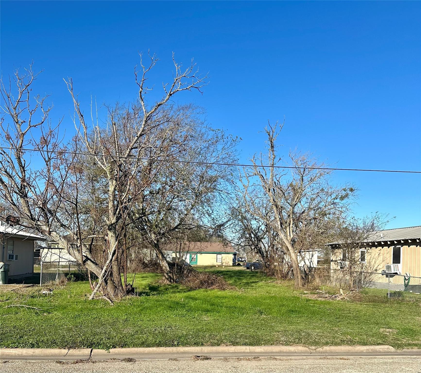 Tbd N Waco St Property Photo 3