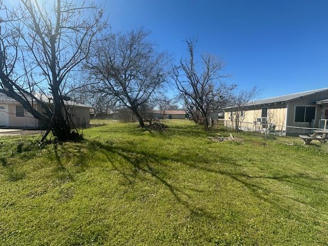 Tbd N Waco St Property Photo 4