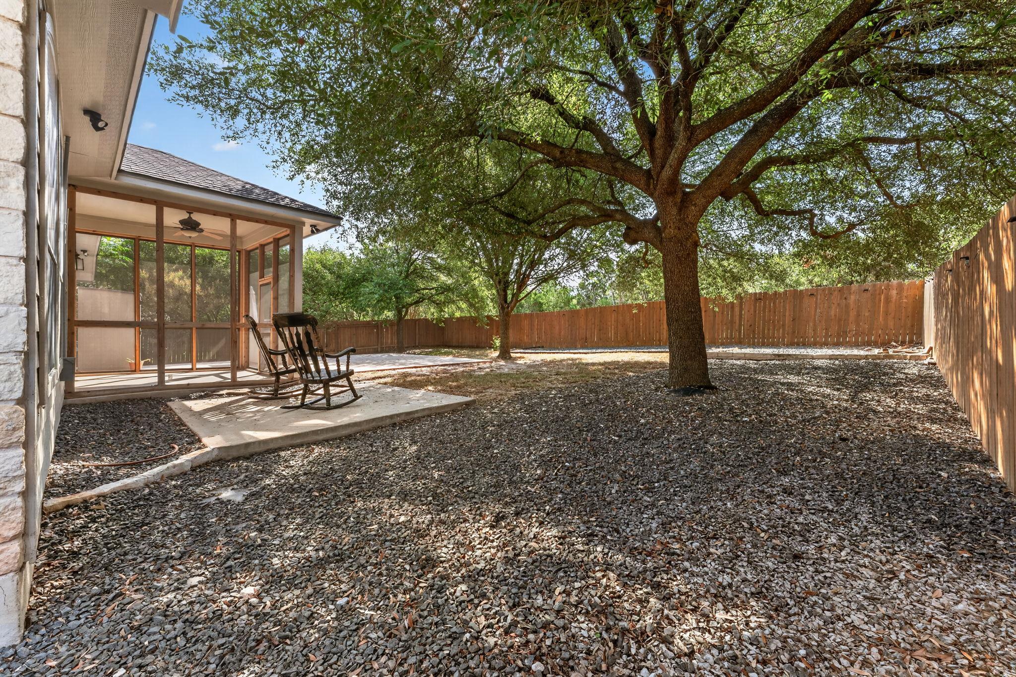 1004 Applerock None Property Photo 39