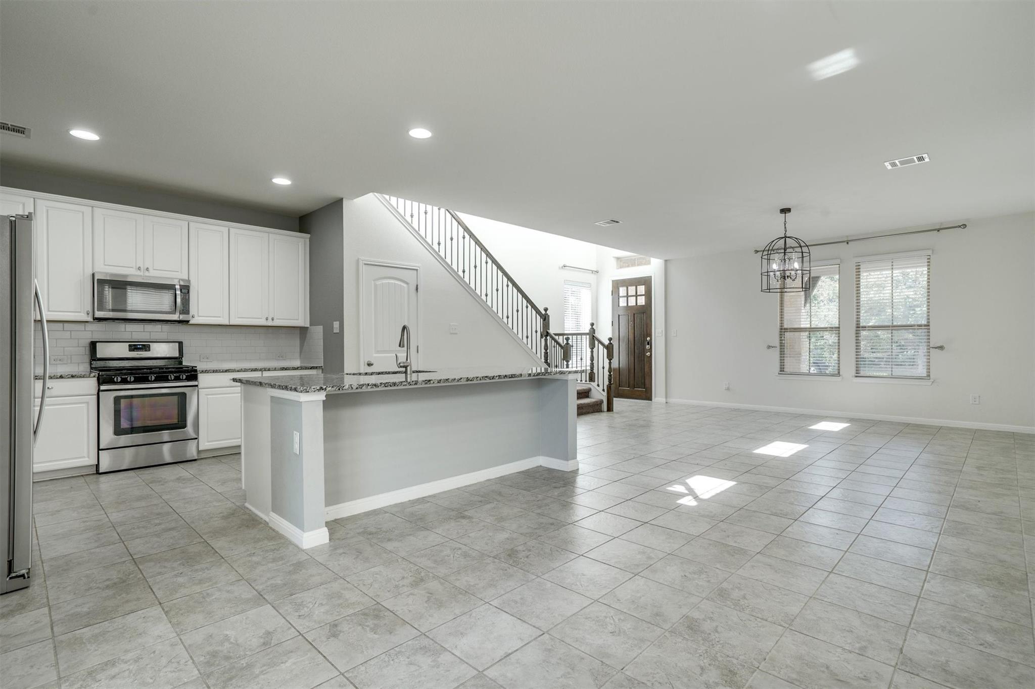177 Diamond Point Dr Property Photo 5