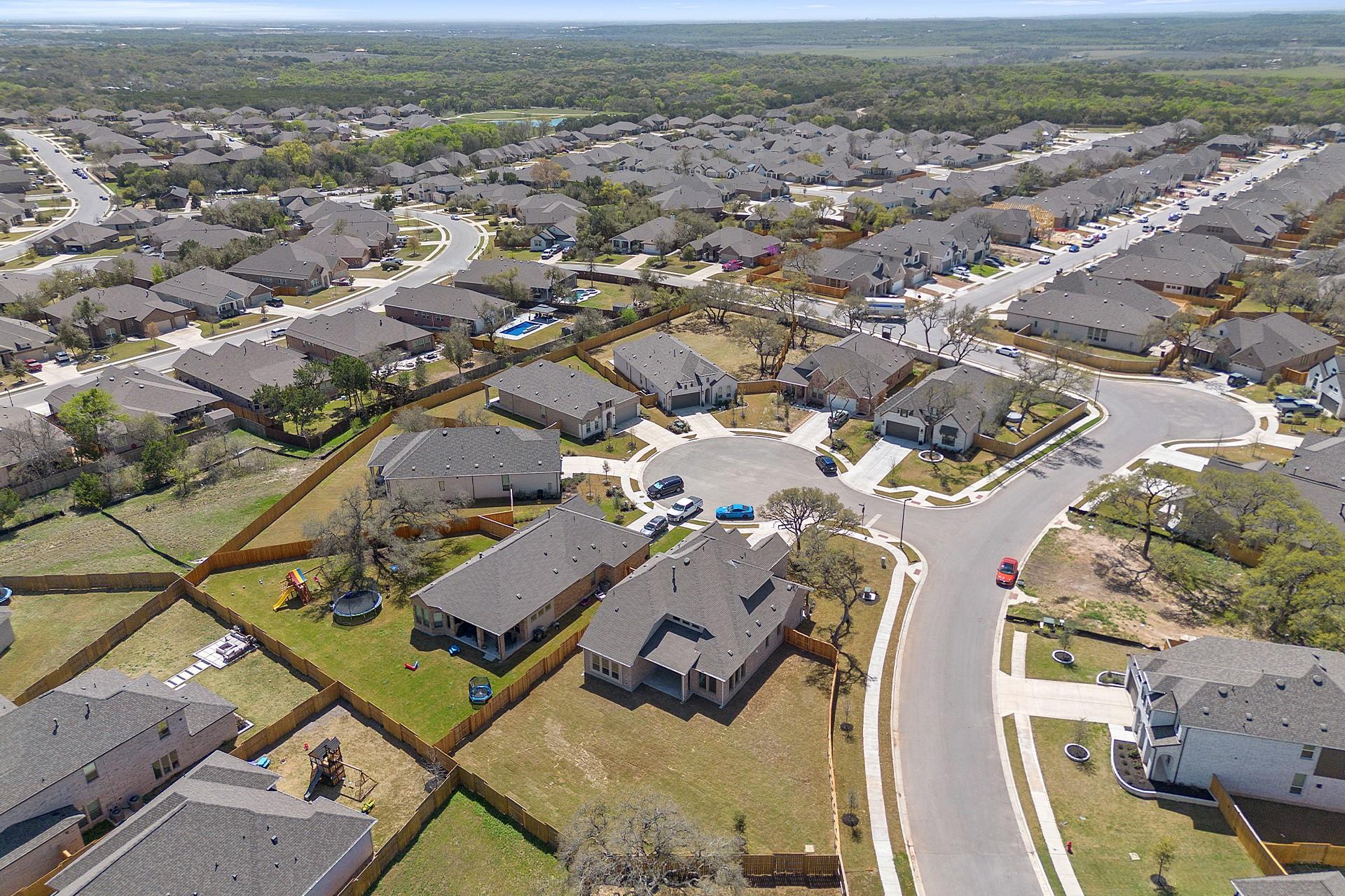 109 Roaring River Cir Property Photo 28