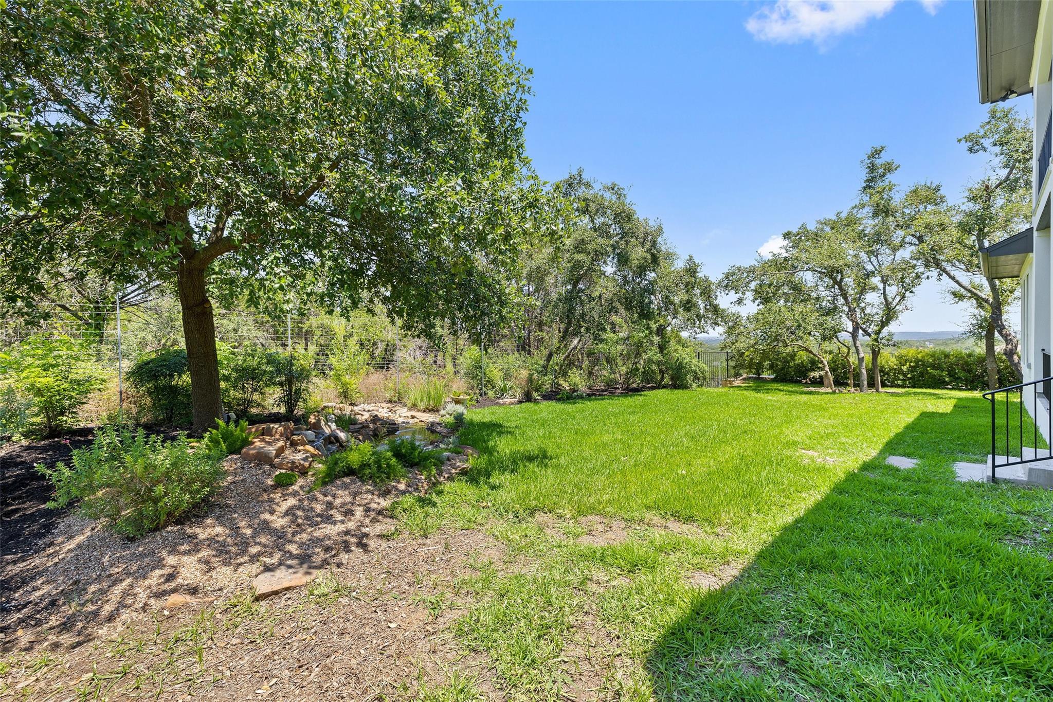 15412 Barrie Dr Property Photo 37