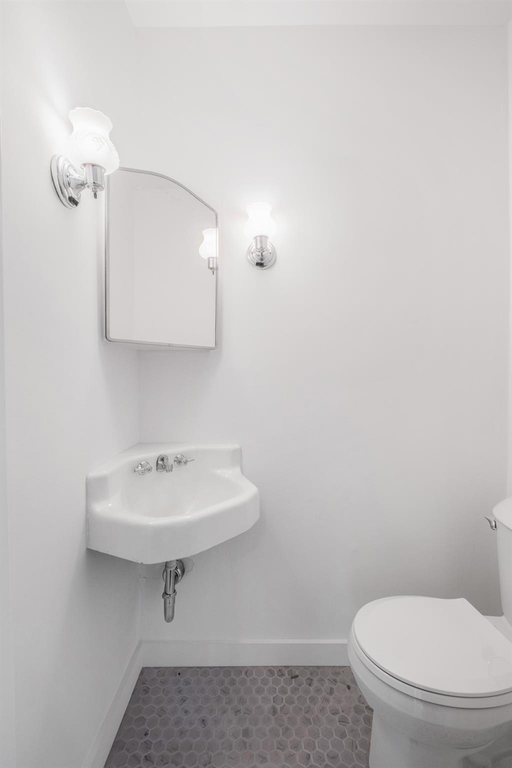 251 Foothill Rd Property Photo 18