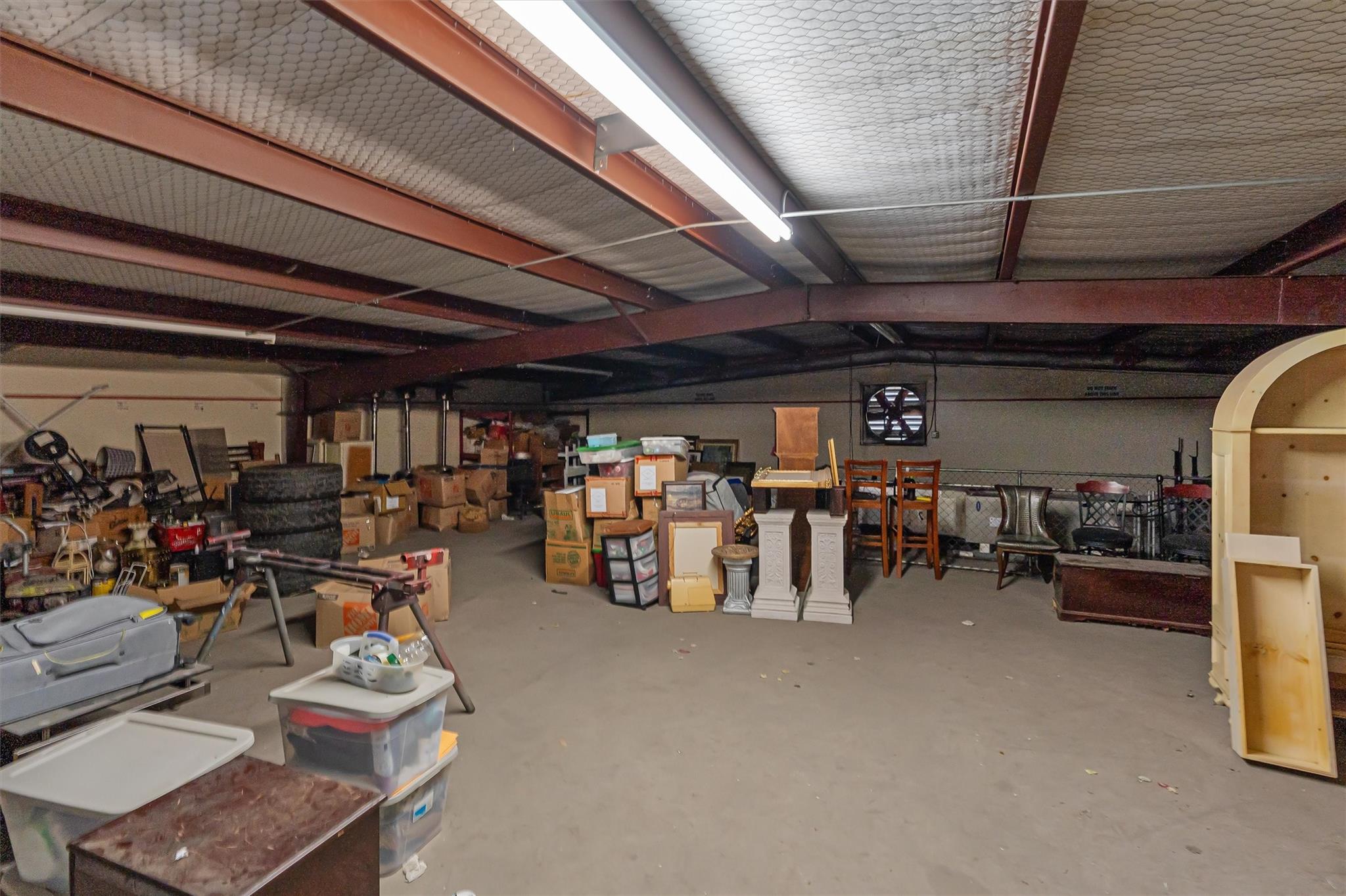15212 Fm-1825 Property Photo 3