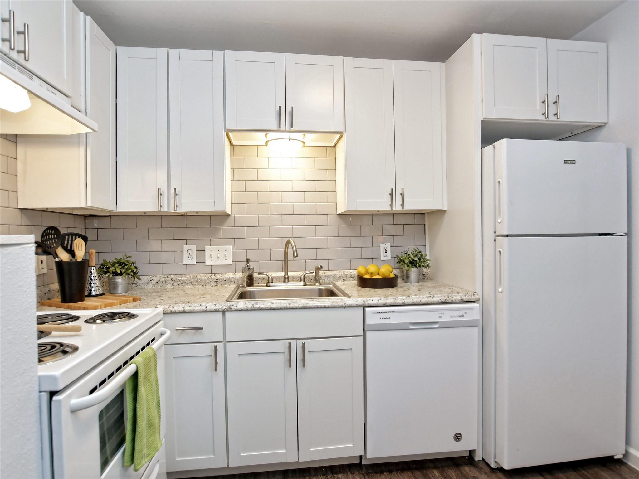 1840 Burton Dr #109 Property Photo 8