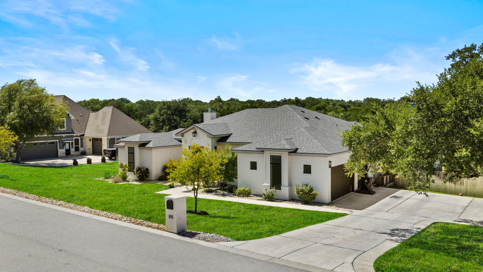 105 Taylor Creek Way Property Photo 4