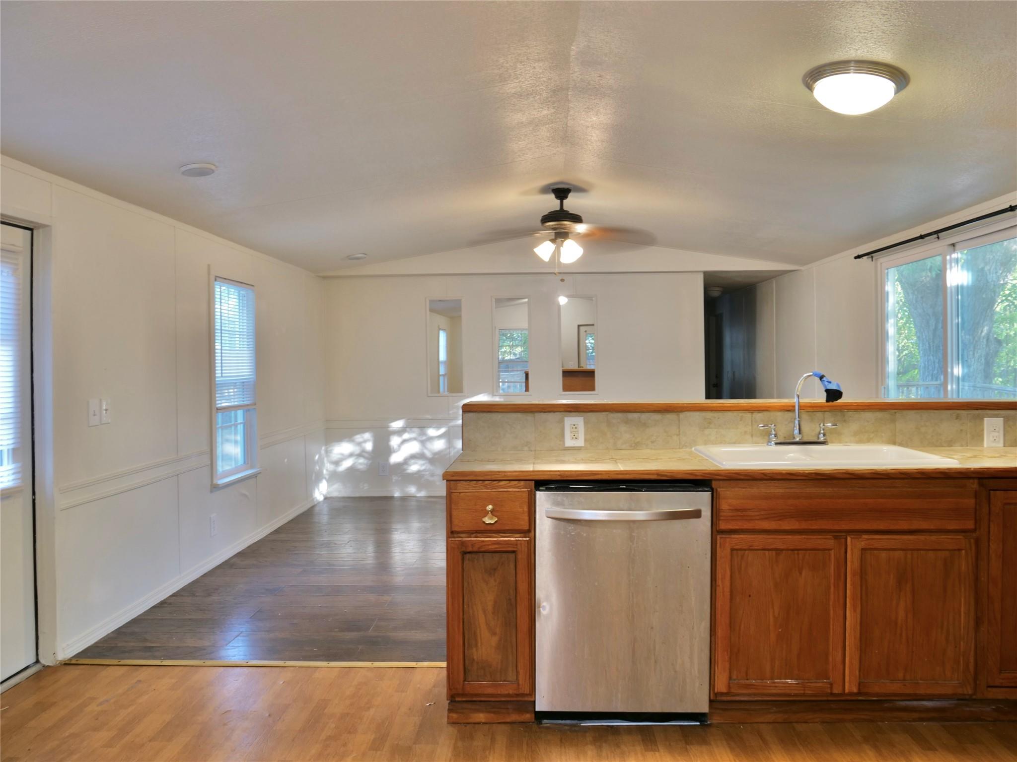 1504 Citation Cir #a Property Photo 12