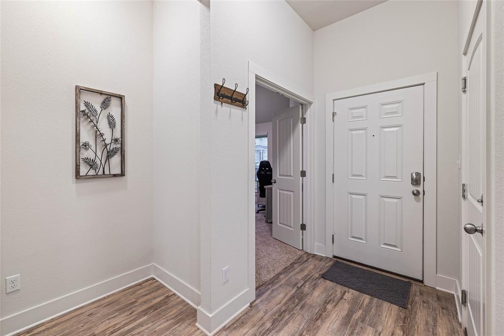 136 Mountain Sage Loop Property Photo 17