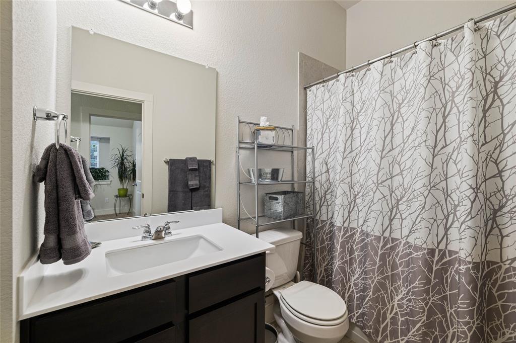136 Mountain Sage Loop Property Photo 21