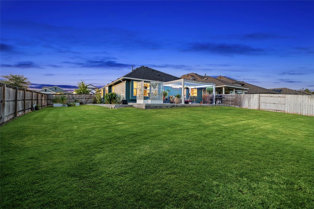 136 Mountain Sage Loop Property Photo 26