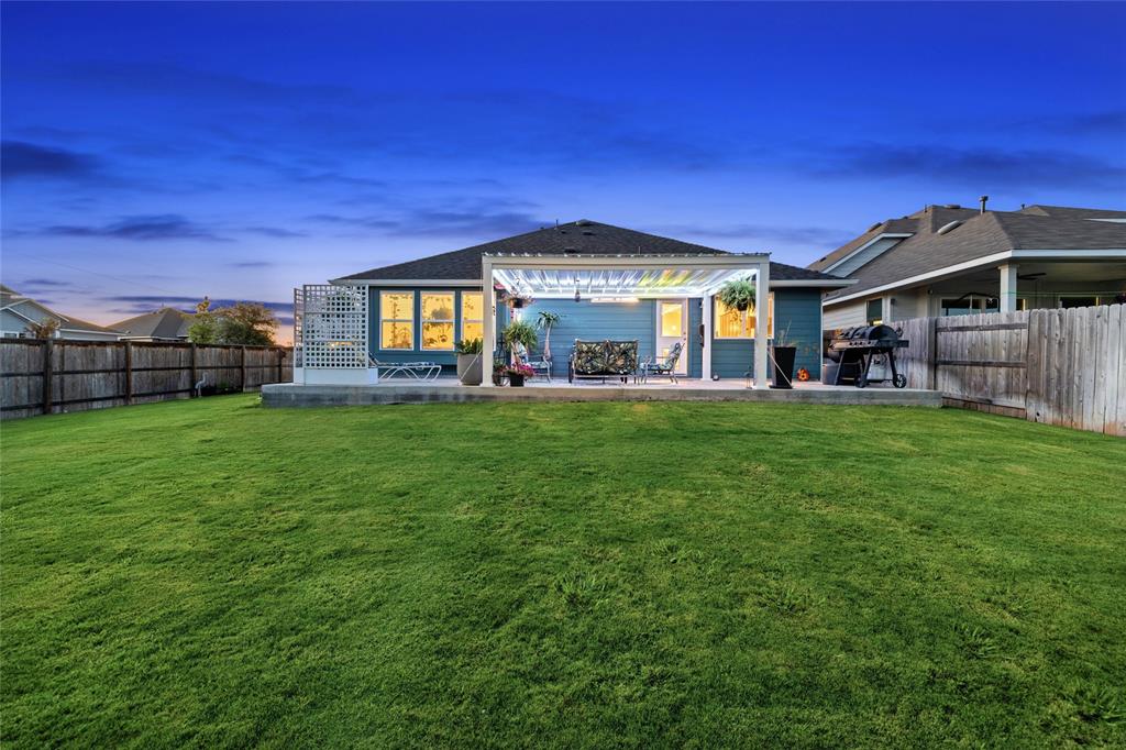 136 Mountain Sage Loop Property Photo 27