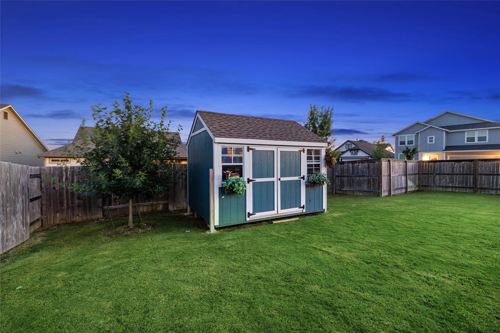 136 Mountain Sage Loop Property Photo 35