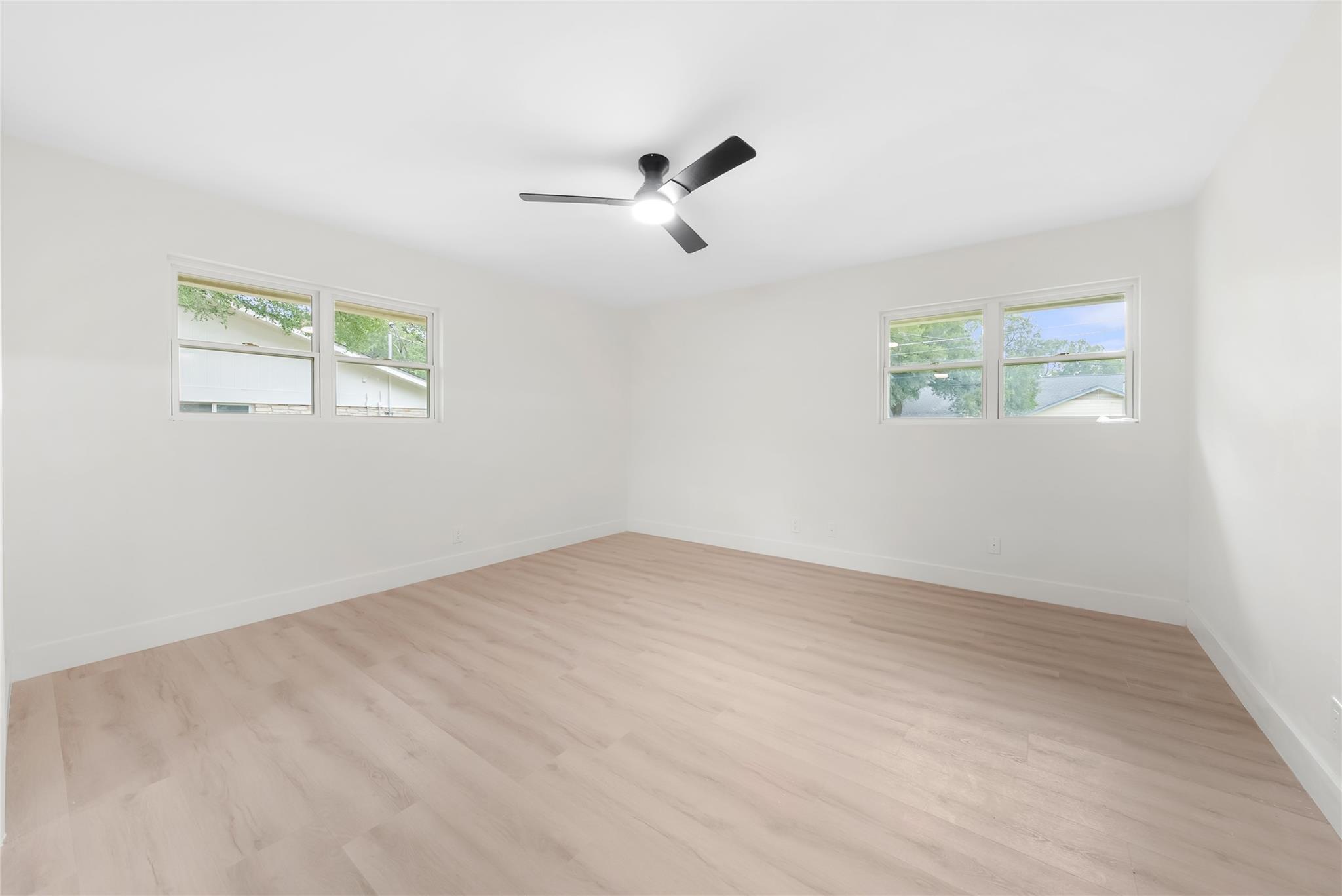 1403 Creekview Dr Property Photo 13