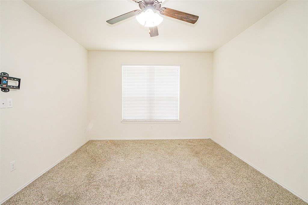 317 Noddy Rd Property Photo 7