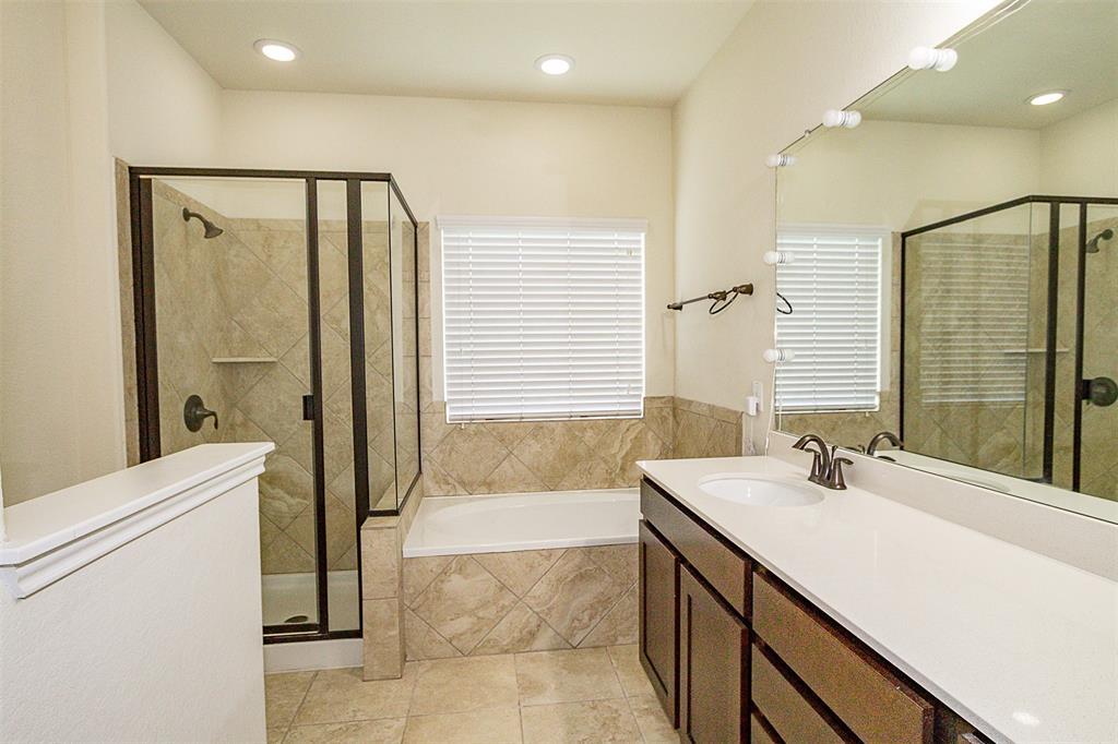 317 Noddy Rd Property Photo 10