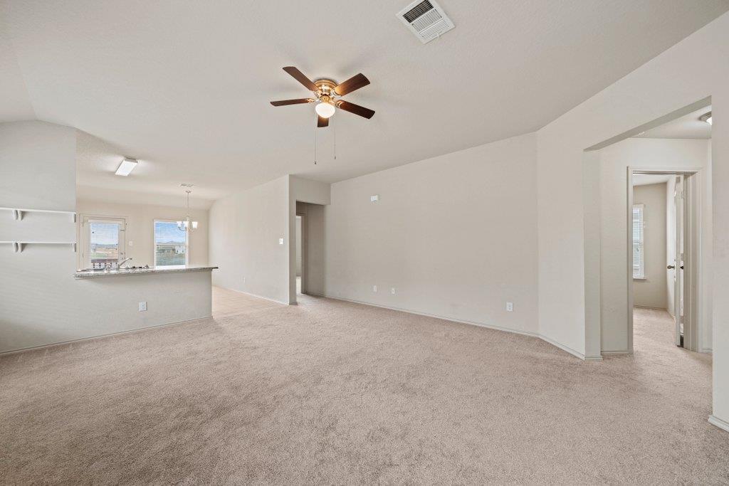 172 Lake Gln Property Photo 2