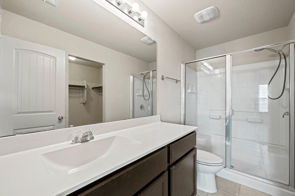 172 Lake Gln Property Photo 12