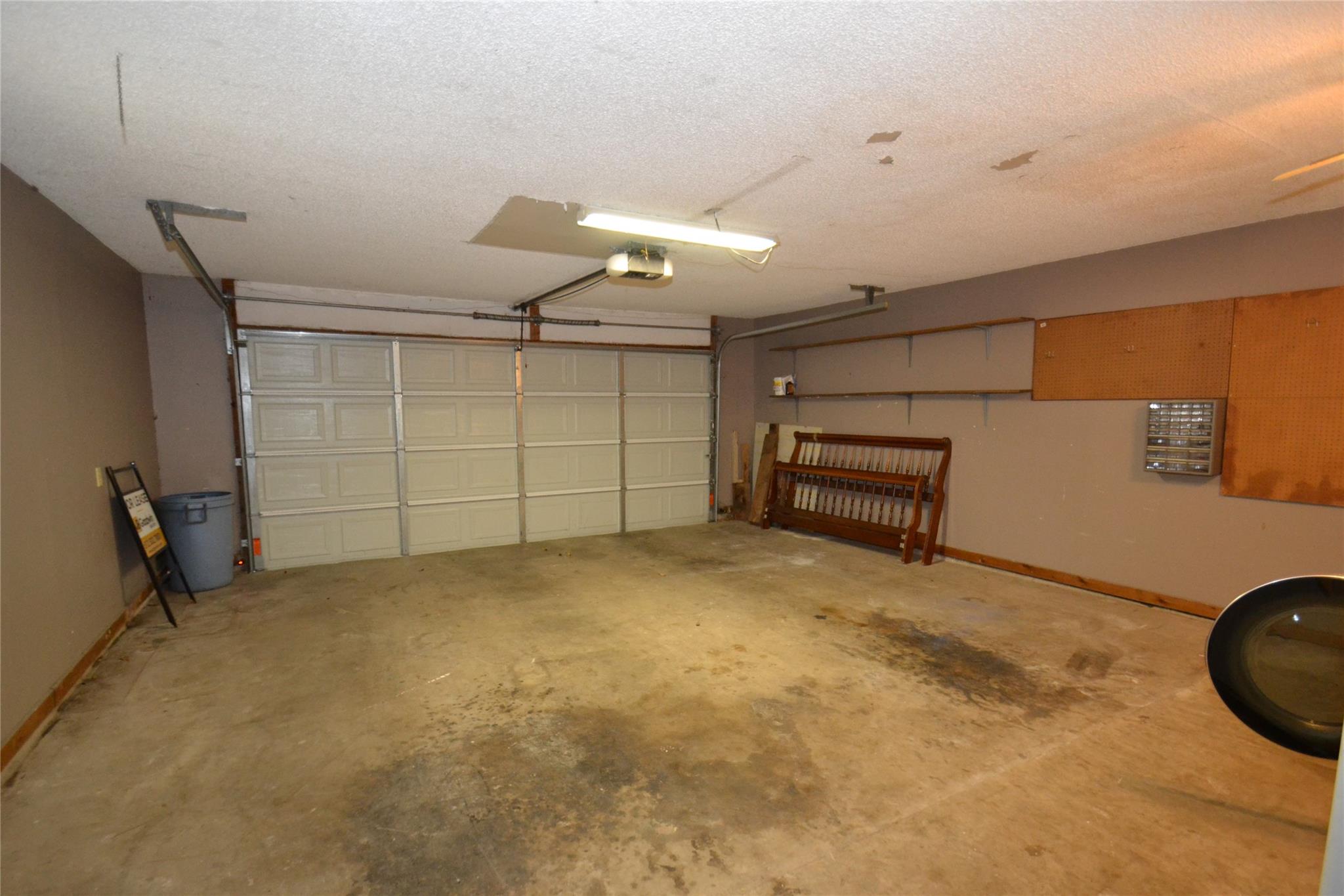 8833 Tallwood Dr Property Photo 9