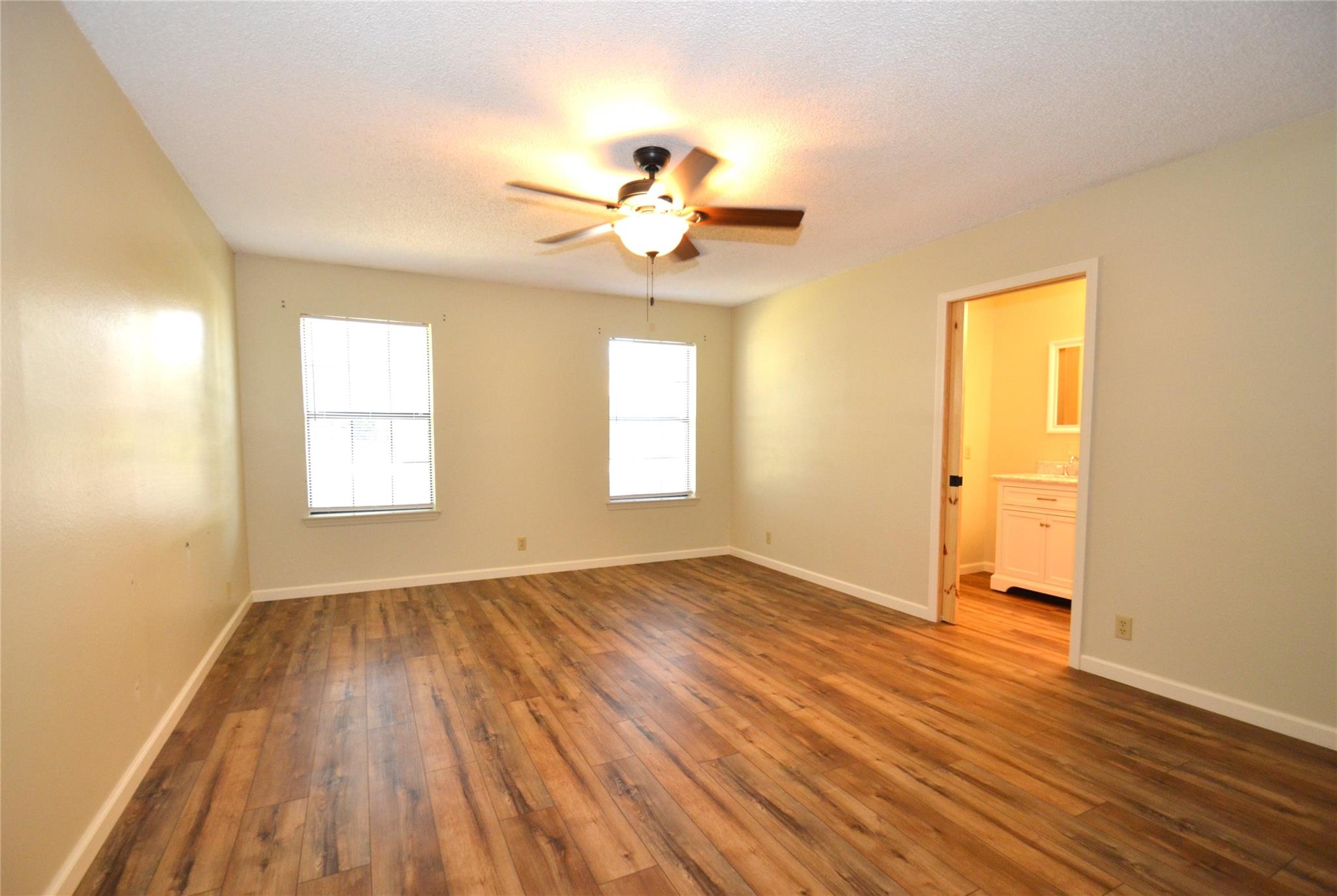 8833 Tallwood Dr Property Photo 14