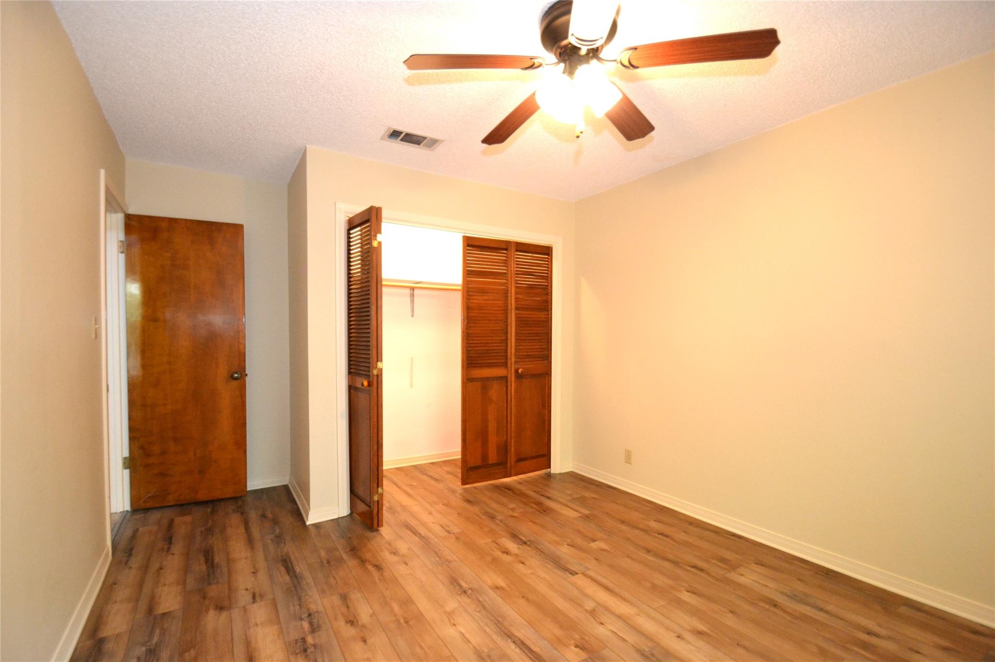 8833 Tallwood Dr Property Photo 21
