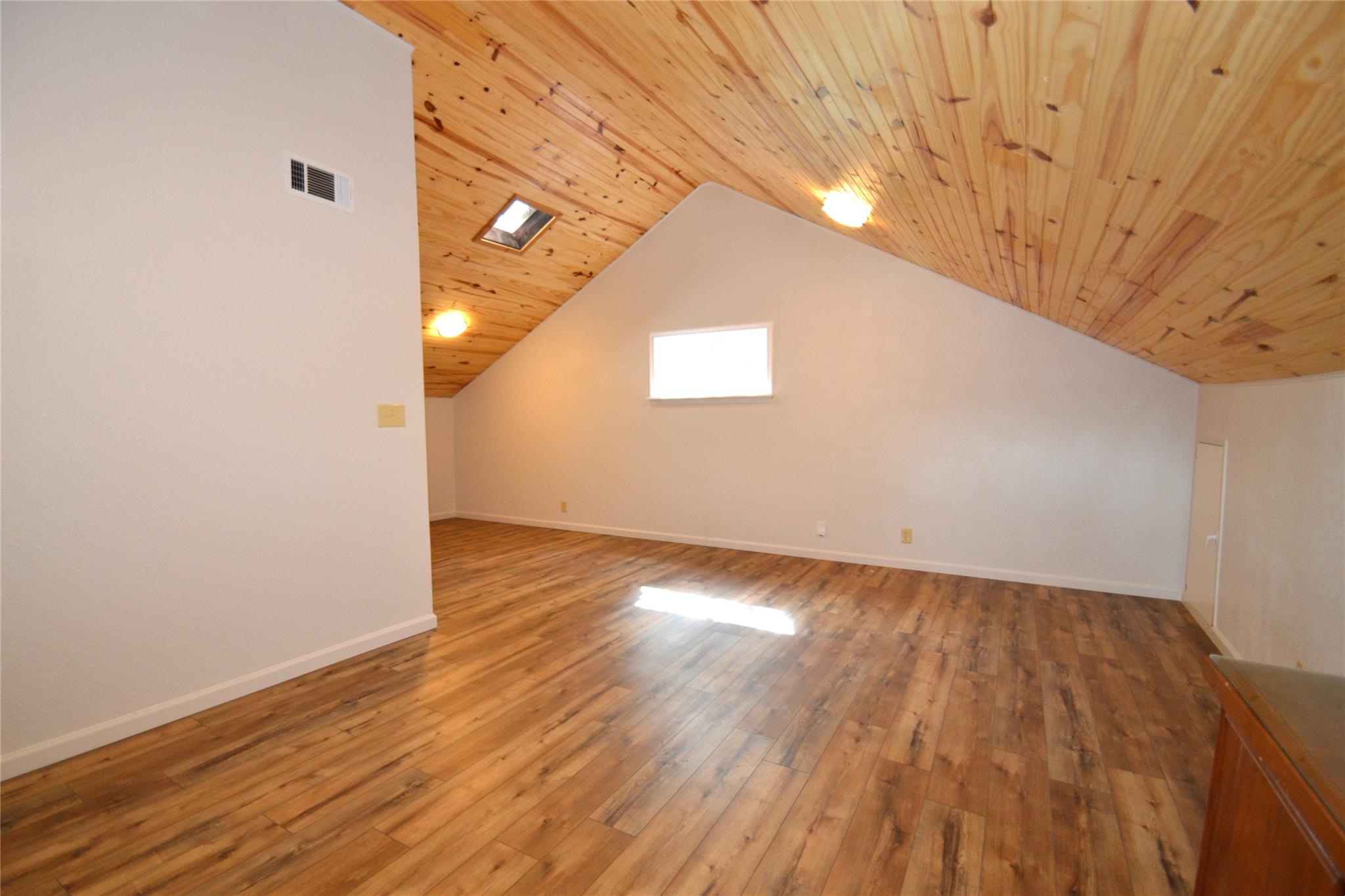 8833 Tallwood Dr Property Photo 28