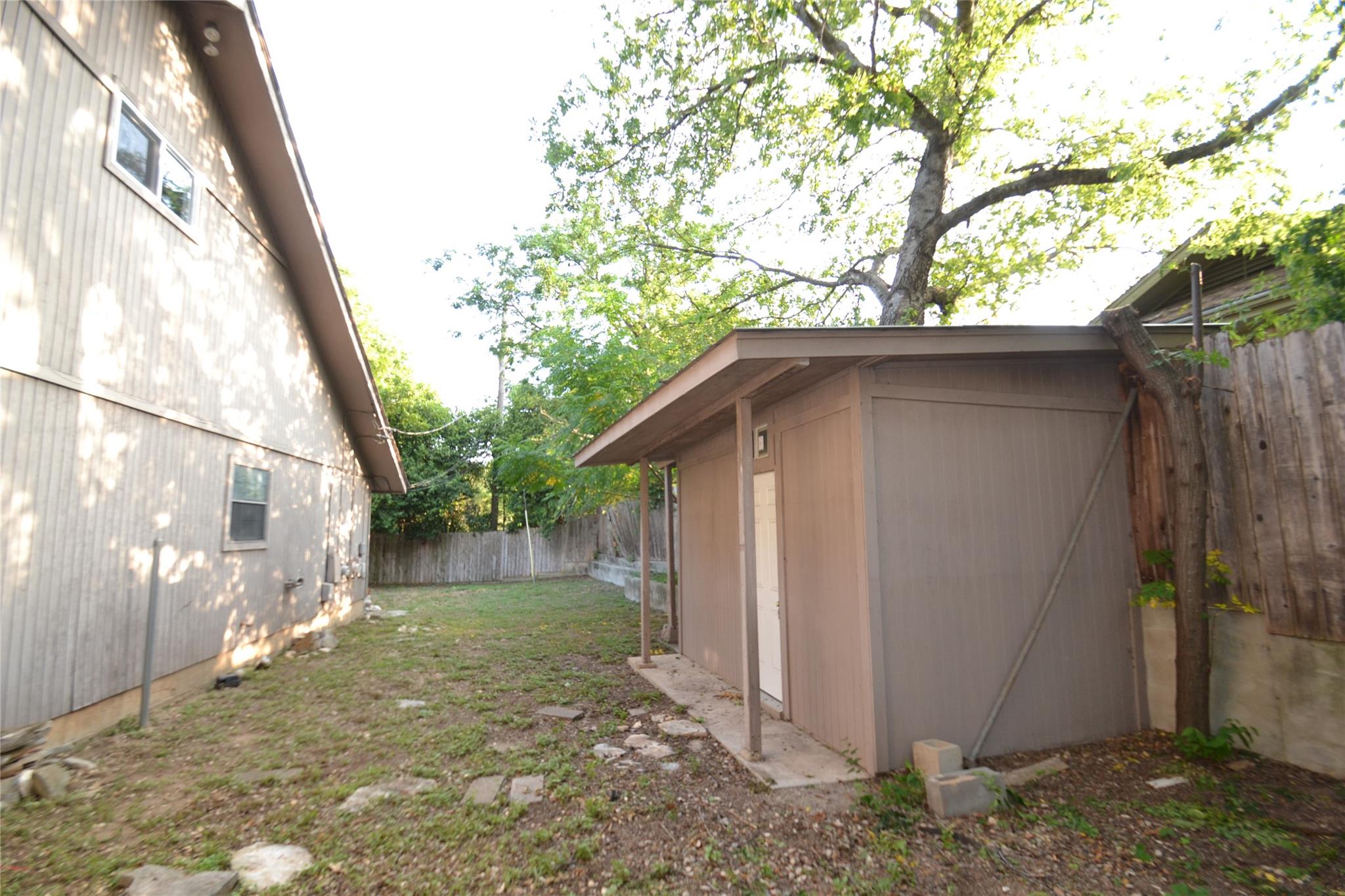 8833 Tallwood Dr Property Photo 34