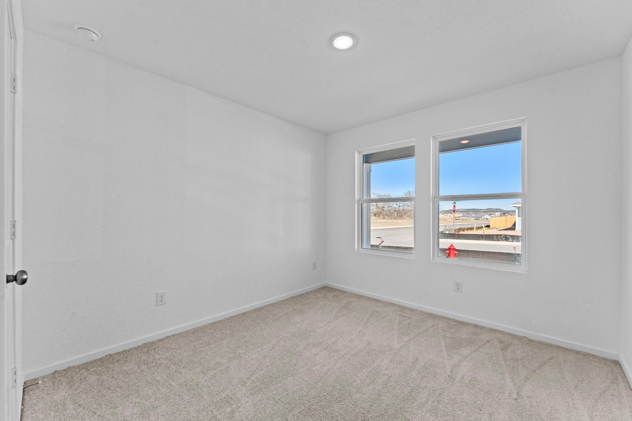 101 Ellendale Pl Property Photo 4