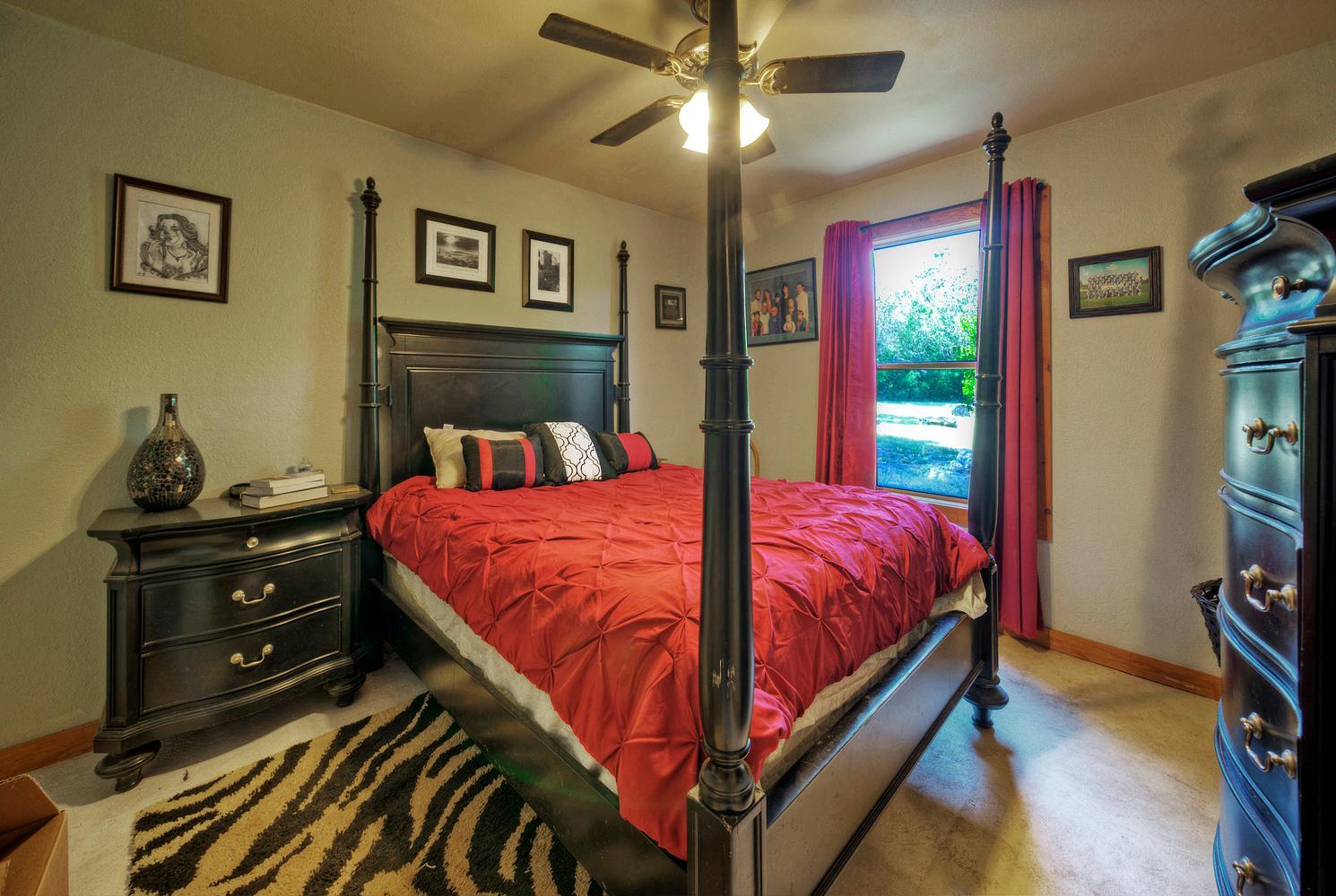2300 Robin Rd Property Photo 20