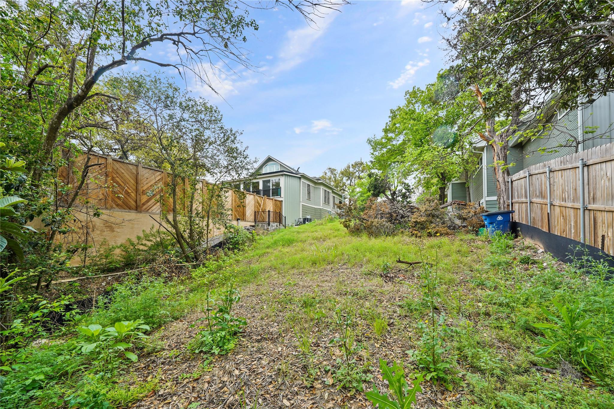 1407 Newning Ave Property Photo 1
