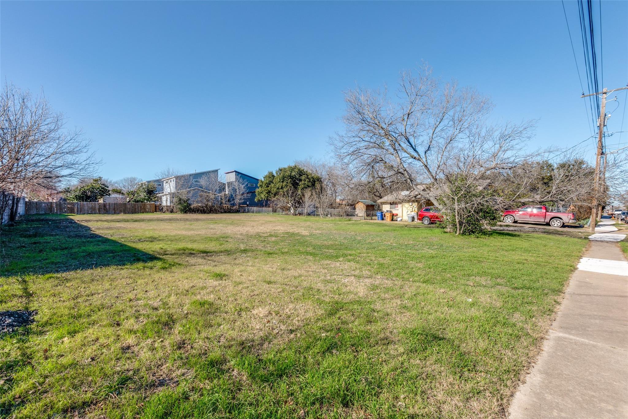 6908 Blessing Ave Property Photo 5