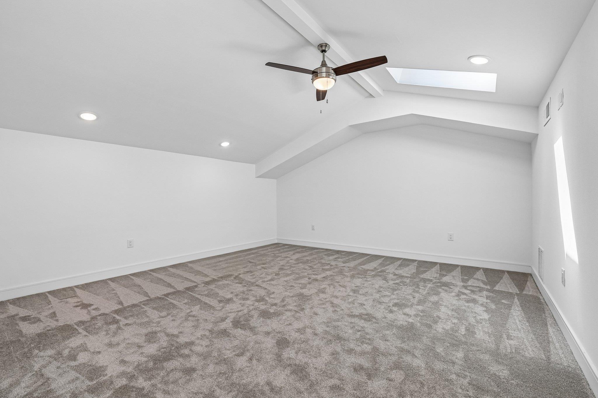 202 Tesla Cir Property Photo 21