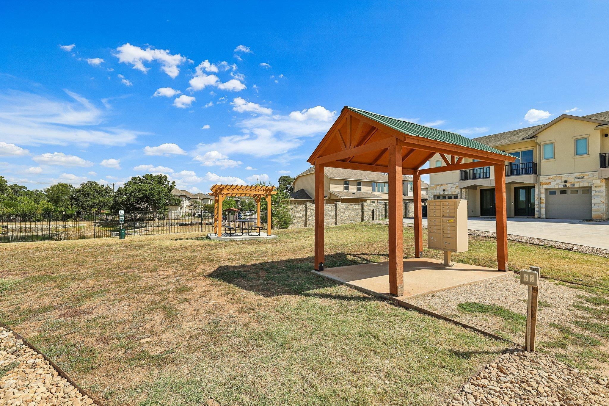 202 Tesla Cir Property Photo 40