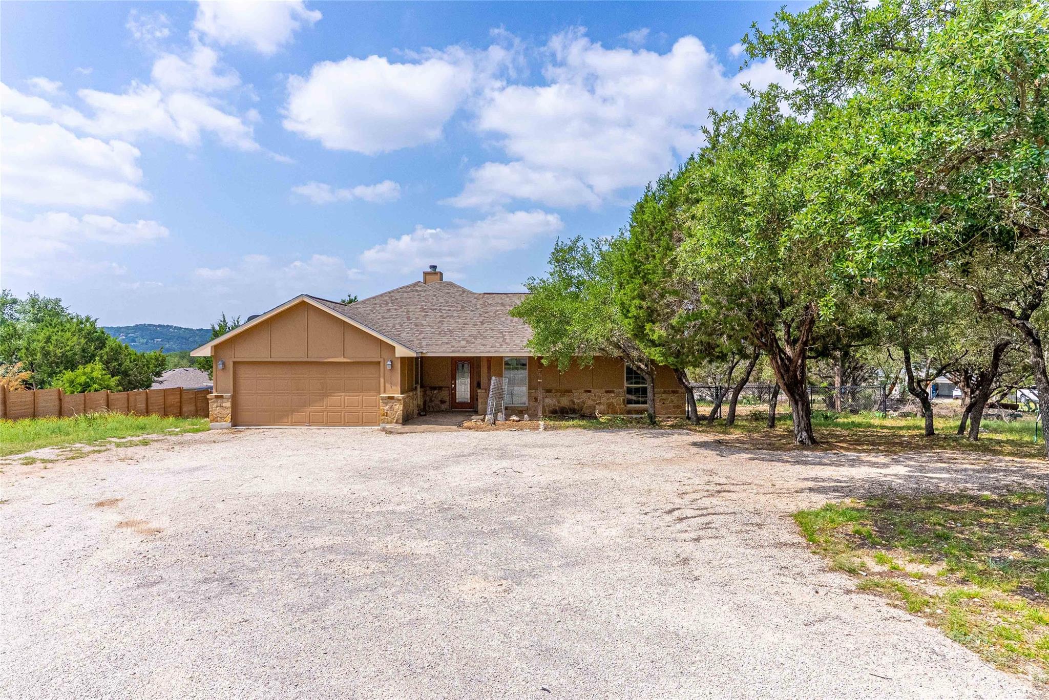21607 Santa Carlo Ave Property Photo 1