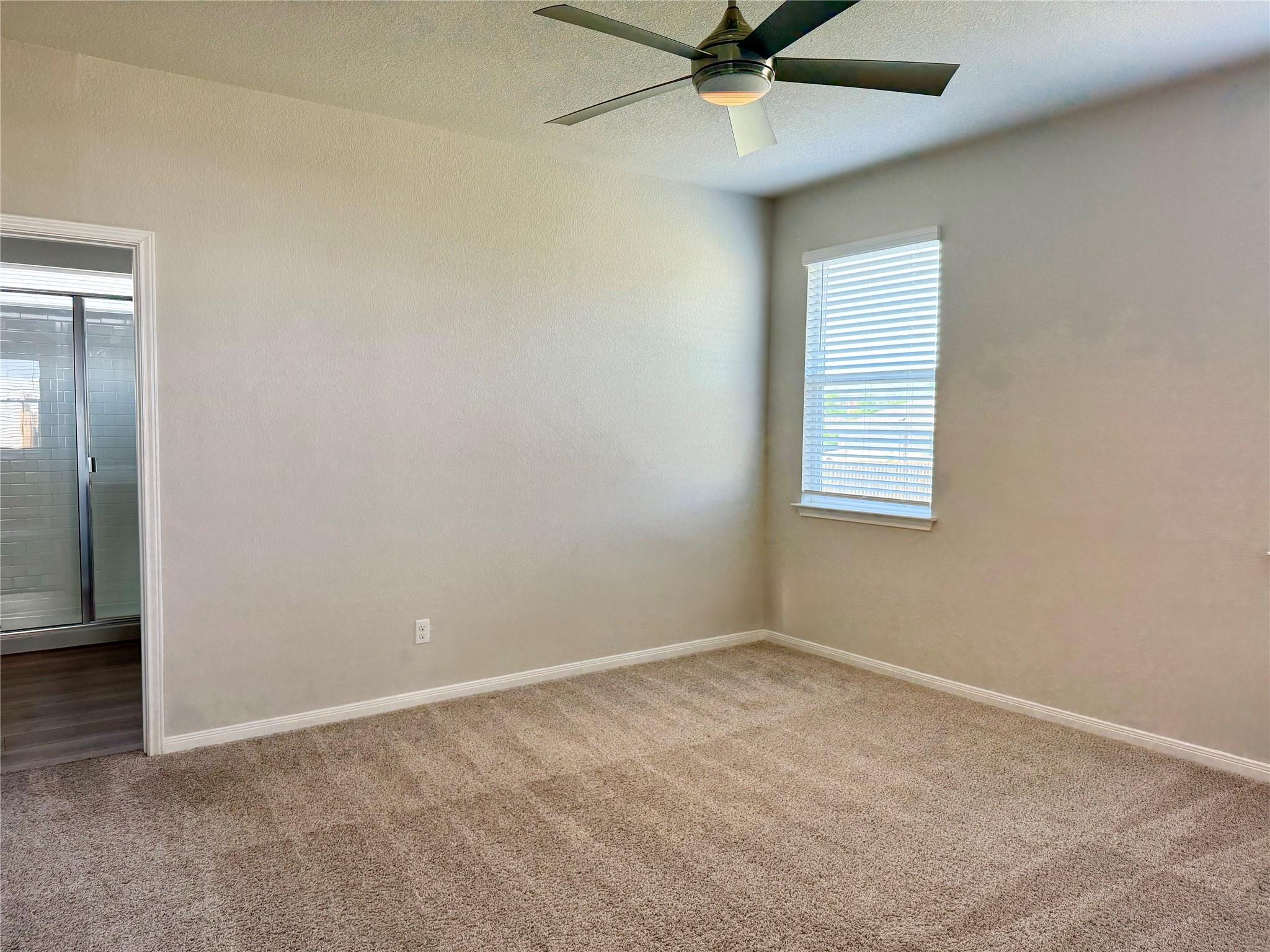 138 Jubilee Dr Property Photo 7